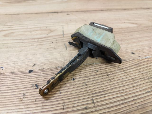 bontott SUZUKI SWIFT II Bal hátsó Ajtóhatároló