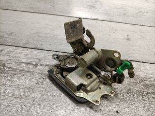 bontott SUZUKI SWIFT II Bal hátsó Ajtózár