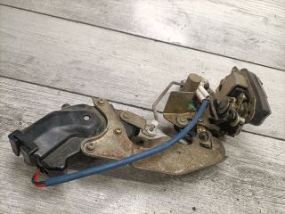 bontott SUZUKI SWIFT II Bal hátsó Ajtózár