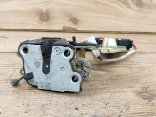 bontott SUZUKI SWIFT II Bal hátsó Ajtózár