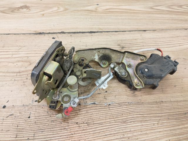 bontott SUZUKI SWIFT II Bal hátsó Ajtózár