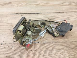 bontott SUZUKI SWIFT II Bal hátsó Ajtózár