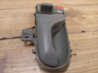 bontott SUZUKI SWIFT II Bal hátsó Belső Kilincs