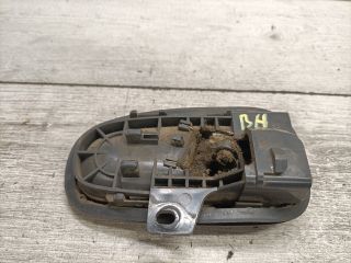 bontott SUZUKI SWIFT II Bal hátsó Belső Kilincs