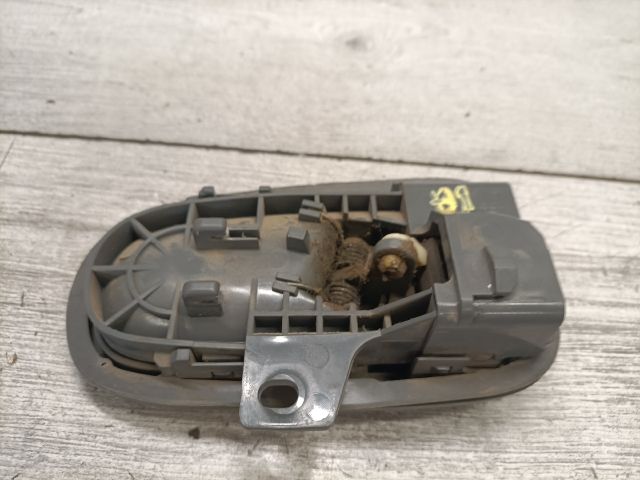 bontott SUZUKI SWIFT II Bal hátsó Belső Kilincs