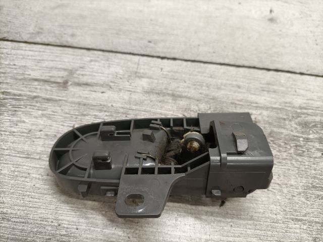 bontott SUZUKI SWIFT II Bal hátsó Belső Kilincs