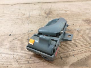 bontott SUZUKI SWIFT II Bal hátsó Belső Kilincs