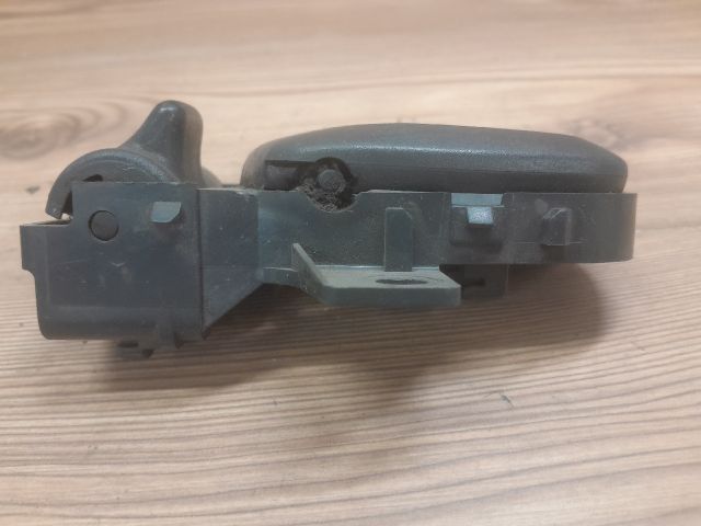 bontott SUZUKI SWIFT II Bal hátsó Belső Kilincs