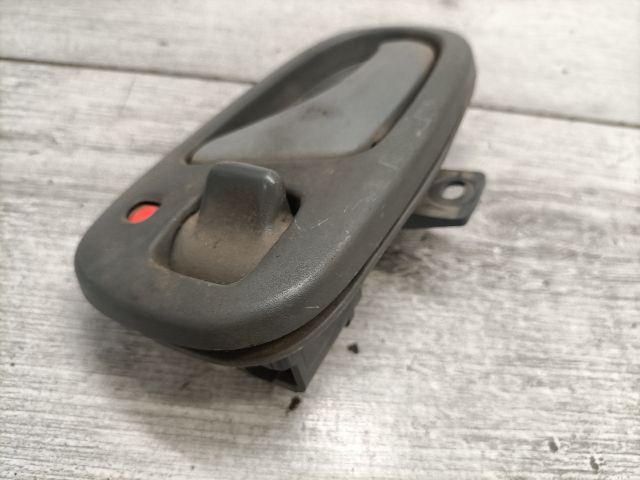 bontott SUZUKI SWIFT II Bal hátsó Belső Kilincs