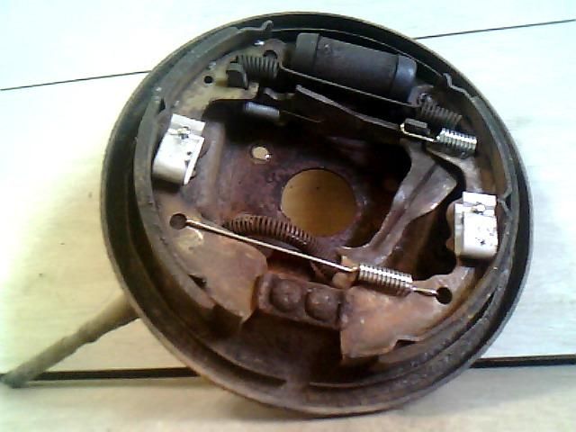 bontott SUZUKI SWIFT II Bal hátsó Fék Alaplap