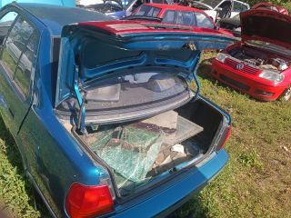 bontott SUZUKI SWIFT II Bal hátsó Gumikéder