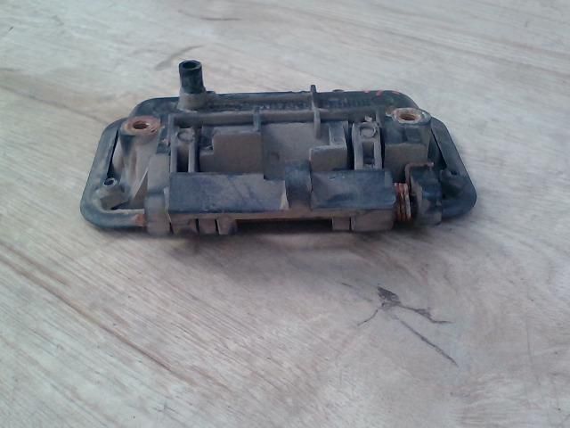 bontott SUZUKI SWIFT II Bal hátsó Külső Kilincs