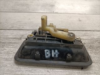 bontott SUZUKI SWIFT II Bal hátsó Külső Kilincs