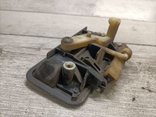 bontott SUZUKI SWIFT II Bal hátsó Külső Kilincs