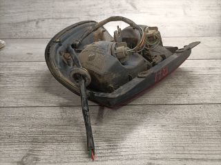 bontott SUZUKI SWIFT II Bal Hátsó Lámpa