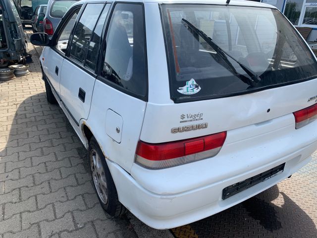 bontott SUZUKI SWIFT II Bal Hátsó Lámpa