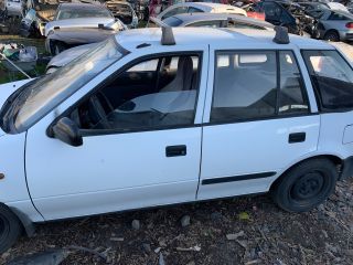 bontott SUZUKI SWIFT II Bal Hátsó Lámpa