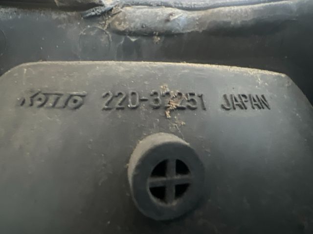 bontott SUZUKI SWIFT II Bal Hátsó Lámpa