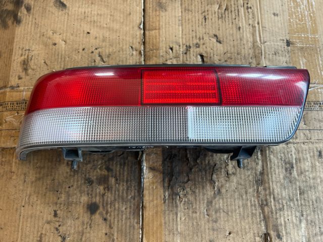 bontott SUZUKI SWIFT II Bal Hátsó Lámpa