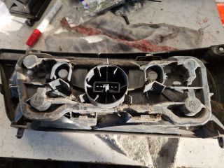 bontott SUZUKI SWIFT II Bal Hátsó Lámpa