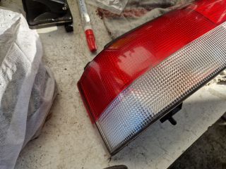 bontott SUZUKI SWIFT II Bal Hátsó Lámpa