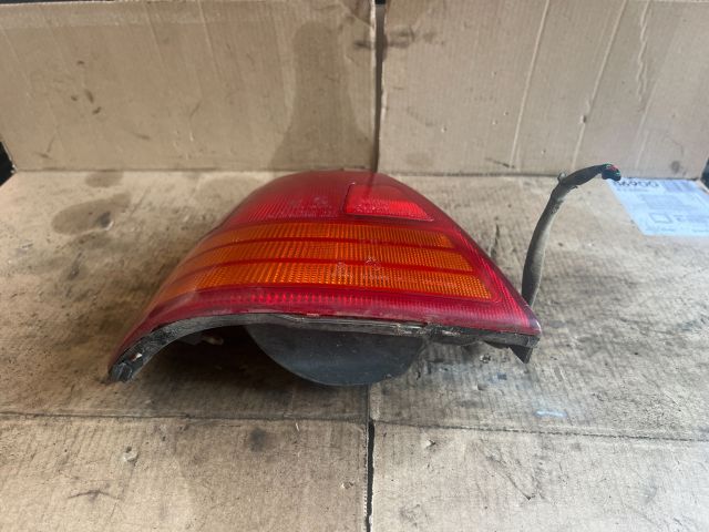 bontott SUZUKI SWIFT II Bal Hátsó Lámpa