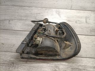 bontott SUZUKI SWIFT II Bal Hátsó Lámpa