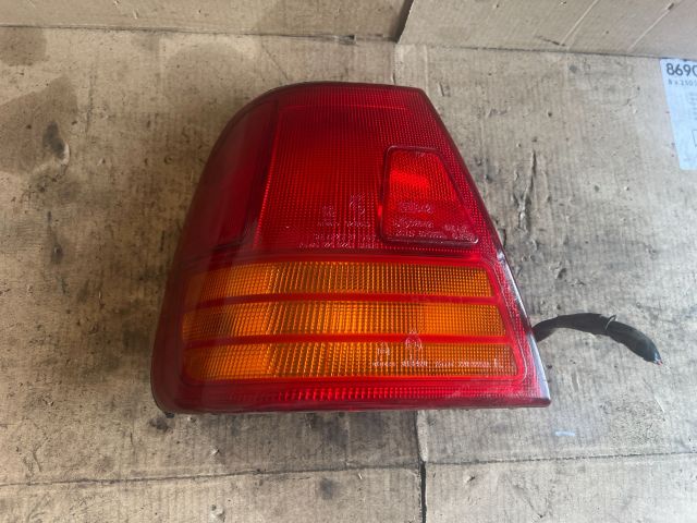 bontott SUZUKI SWIFT II Bal Hátsó Lámpa