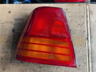 bontott SUZUKI SWIFT II Bal Hátsó Lámpa