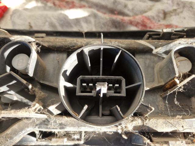 bontott SUZUKI SWIFT II Bal Hátsó Lámpa