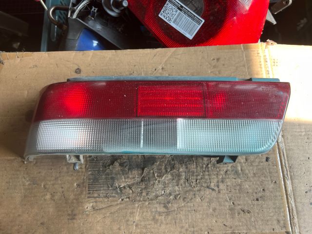 bontott SUZUKI SWIFT II Bal Hátsó Lámpa