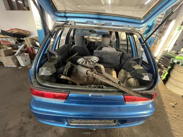 bontott SUZUKI SWIFT II Bal Hátsó Lámpa