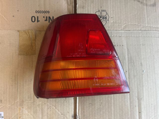 bontott SUZUKI SWIFT II Bal Hátsó Lámpa