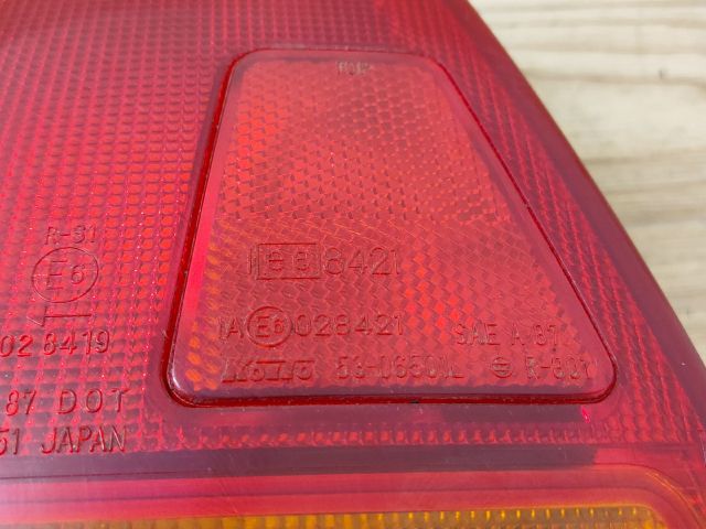 bontott SUZUKI SWIFT II Bal hátsó Lámpabúra