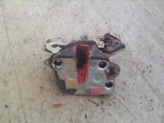 bontott SUZUKI SWIFT II Bal hátsó Zárbetét