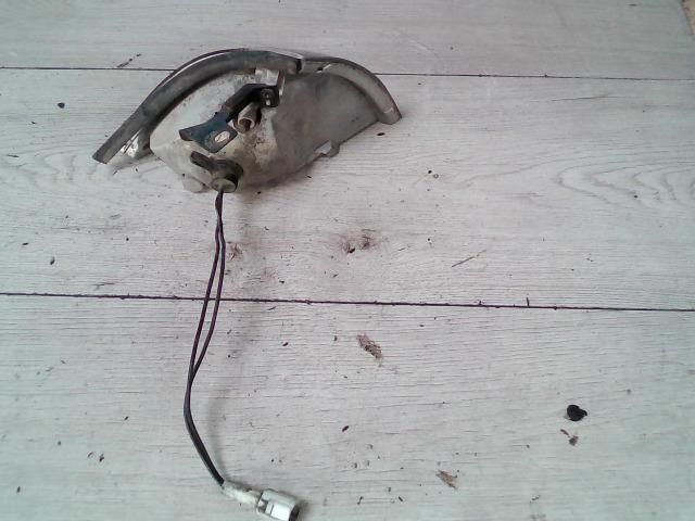 bontott SUZUKI SWIFT II Bal Helyzetjelző