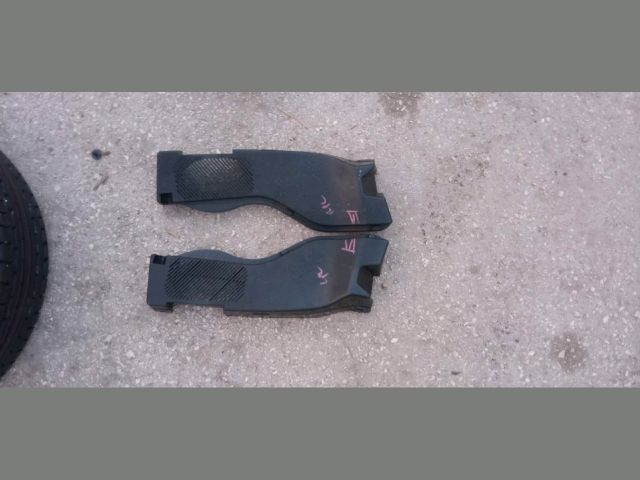 bontott SUZUKI SWIFT II Bal Kalaptartó Tartó Konzol