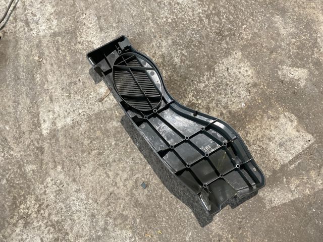 bontott SUZUKI SWIFT II Bal Kalaptartó Tartó Konzol