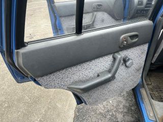 bontott SUZUKI SWIFT II Bal Kormánykapcsoló Irányjelző