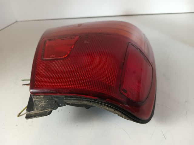 bontott SUZUKI SWIFT II Bal Külső Hátsó Lámpa