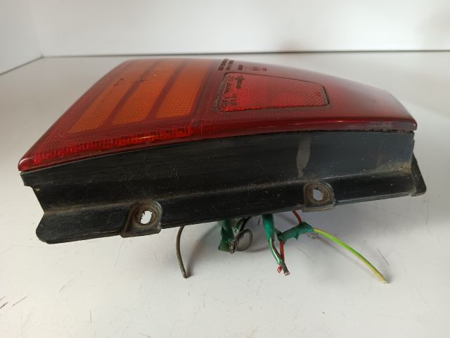 bontott SUZUKI SWIFT II Bal Külső Hátsó Lámpa