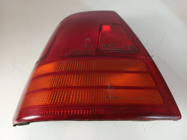 bontott SUZUKI SWIFT II Bal Külső Hátsó Lámpa