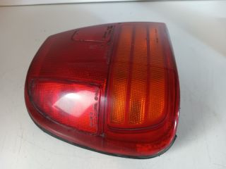 bontott SUZUKI SWIFT II Bal Külső Hátsó Lámpa