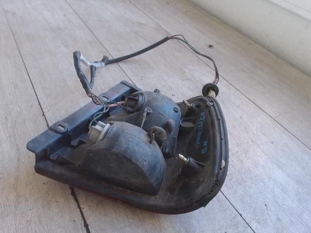 bontott SUZUKI SWIFT II Bal Külső Hátsó Lámpa