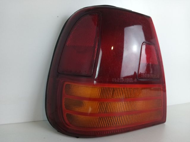 bontott SUZUKI SWIFT II Bal Külső Hátsó Lámpa