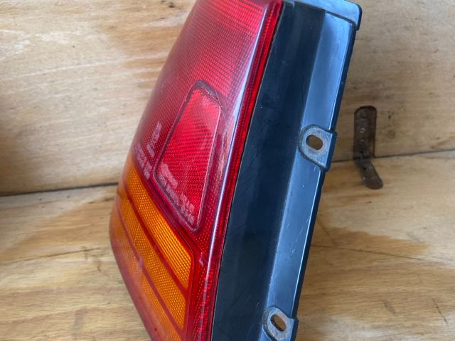 bontott SUZUKI SWIFT II Bal Külső Hátsó Lámpa