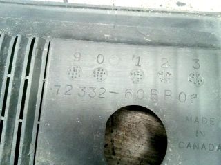 bontott SUZUKI SWIFT II Bal Levélrács Záróvég