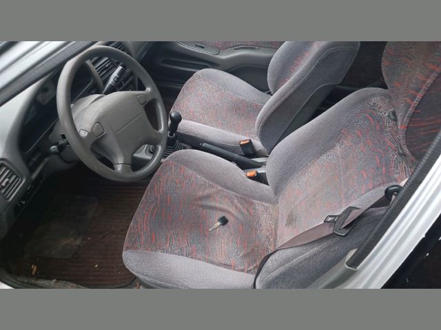 bontott SUZUKI SWIFT II Biztosítéktábla Csomagtér