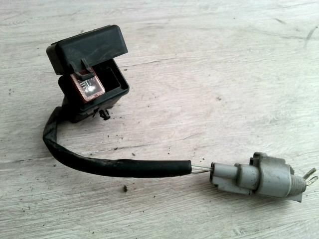 bontott SUZUKI SWIFT II Biztosítéktábla Motortér