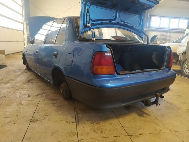 bontott SUZUKI SWIFT II Csomagtér Nyitó Kar / Gomb